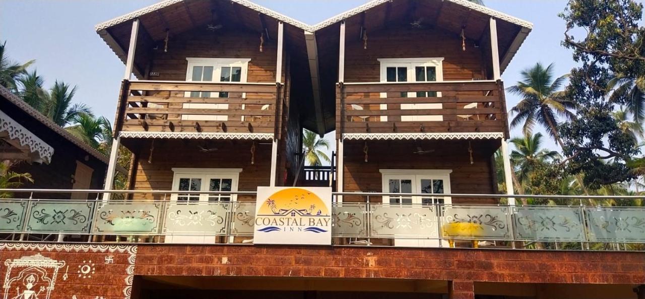 Coastal Bay Inn 阿里巴格 外观 照片