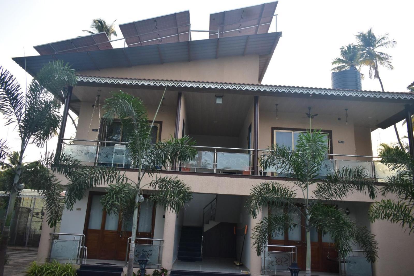 Coastal Bay Inn 阿里巴格 外观 照片